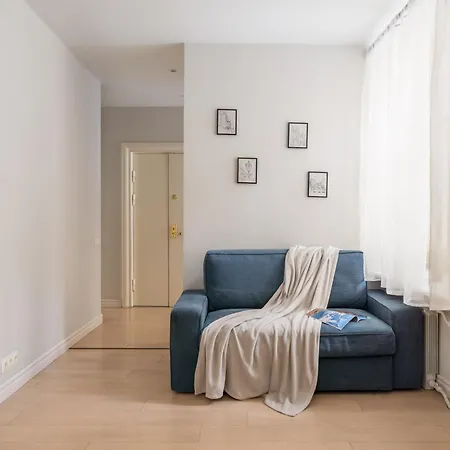 Old Town 82m2 - 2 Bedrooms Near Dome Cathedral Apartmán