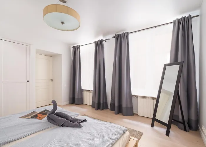 Old Town 82m2 - 2 Bedrooms Near Dome Cathedral Apartamento